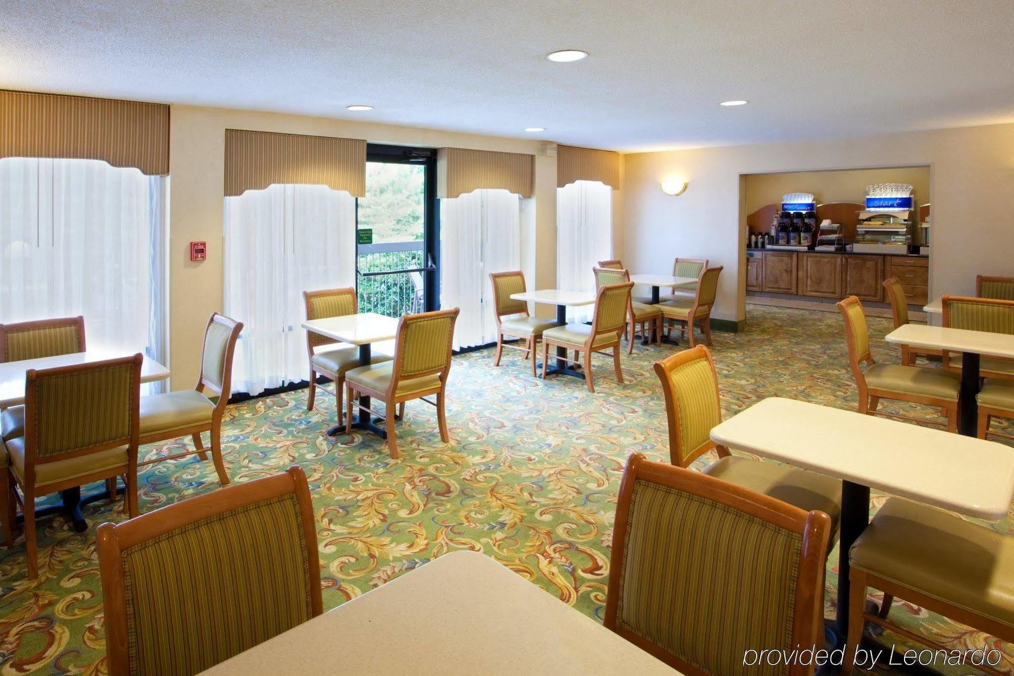 Holiday Inn Express Richmond-Mechanicsville By Ihg Exterior photo